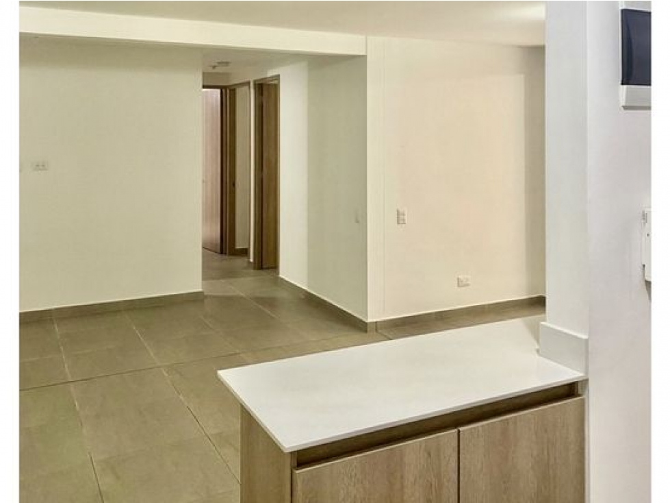 Vendo apartamento en Sabaneta, sector Loma de San José, parte plana — foto 2