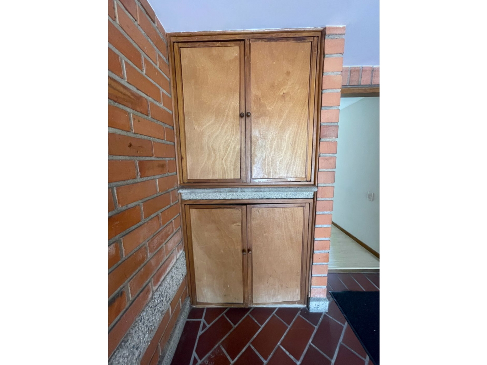 VENTA CASA ENVIGADO LA ABADIA 3 NIVELES (BASEMENT) RENTANDO — foto 6