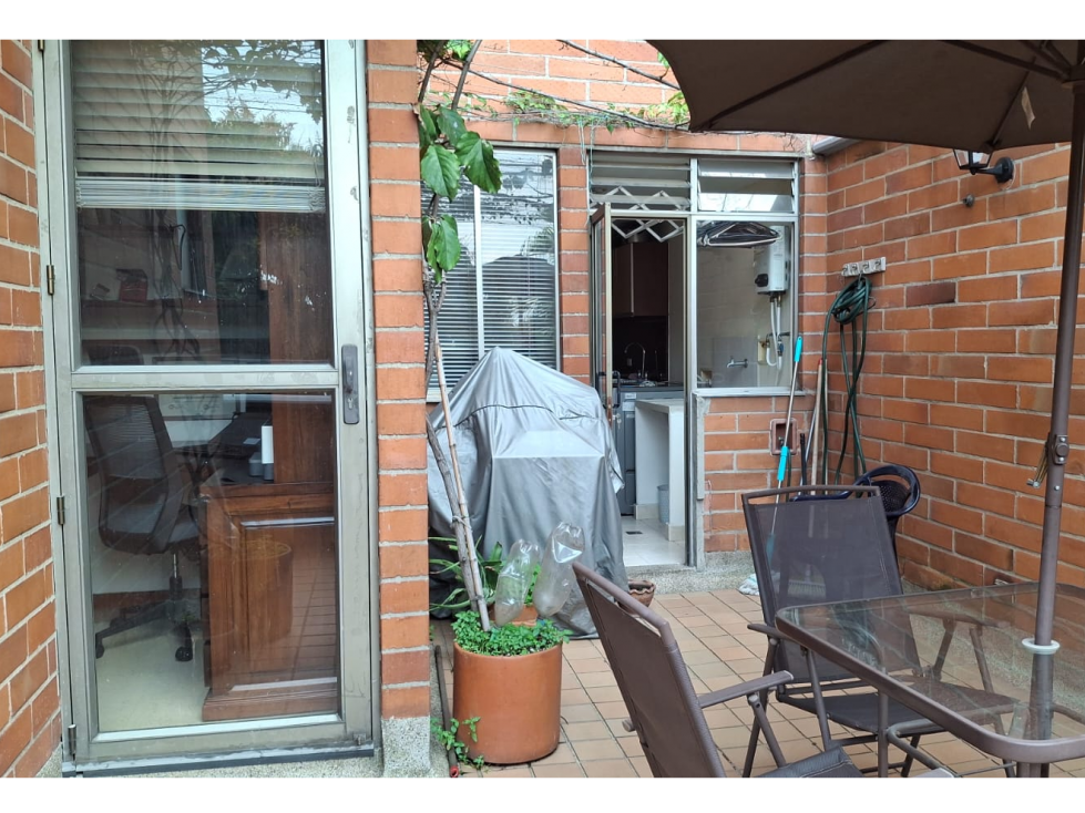 Vendo apartamento en el Poblado, sector transversal inferior. — foto 3