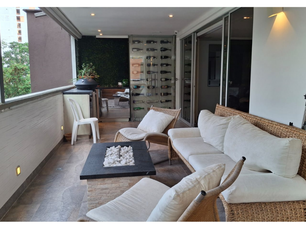 Vendo amplio apartamento en Sabaneta, zona plana,sector el Carmelo — foto 2