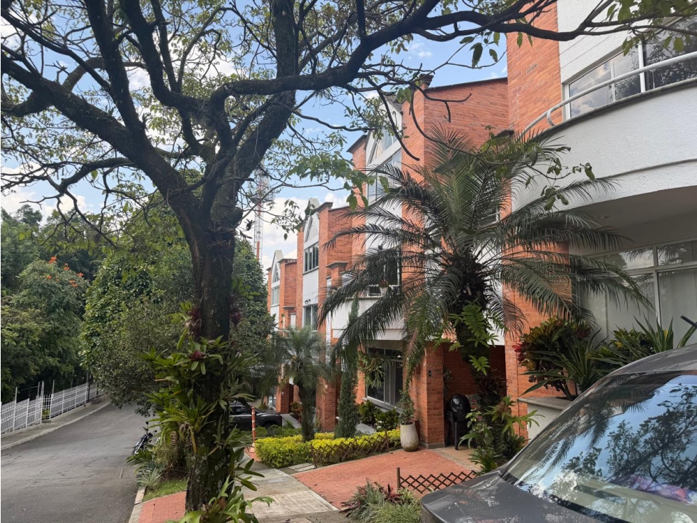 [VL] VENDO CASA EN LA LOMA DEL ESMERALDAL, ENVIGADO, ANT — foto 5