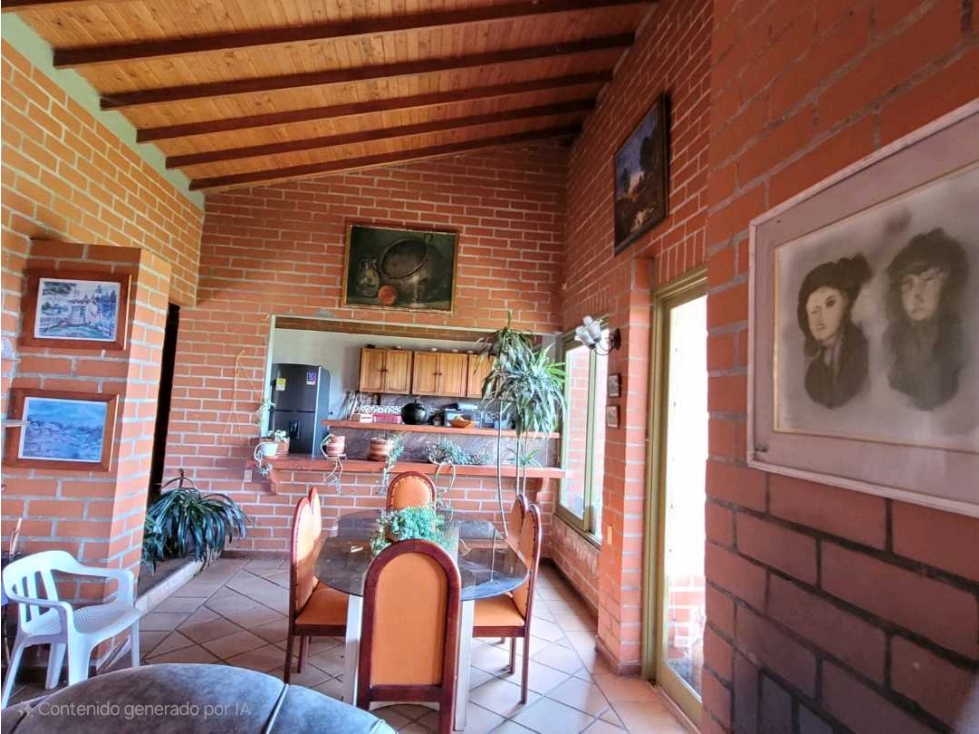Finca Marinilla /4200 m2 lote/Casa 300 m2 -Apto 60 m2 $1.600.000.000 — foto 4