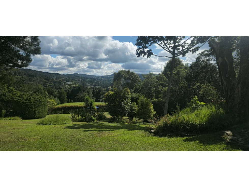Vendo finca Santa Elena 7157 m2 con 2 casas / $1.390.000.000 — foto 4