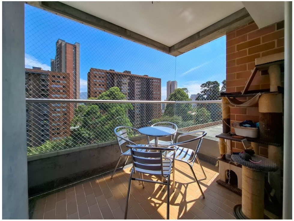 Apartamento en venta en Sabaneta sector Loma San Jose — foto 2