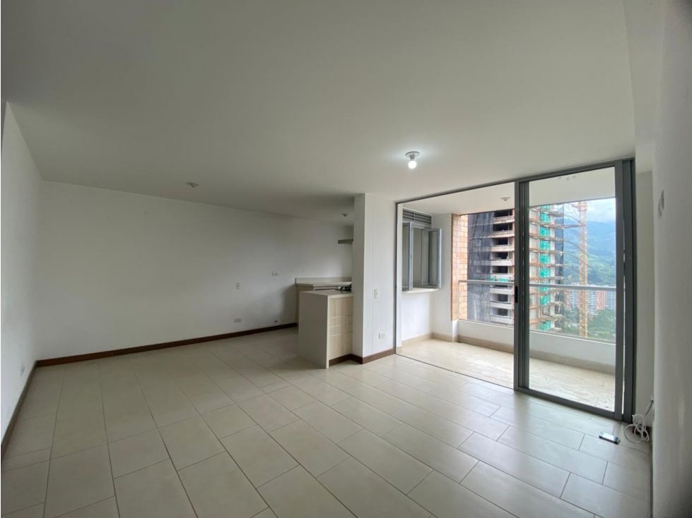 Apartamento en venta en Loma de Las Brujas Envigado — foto 3