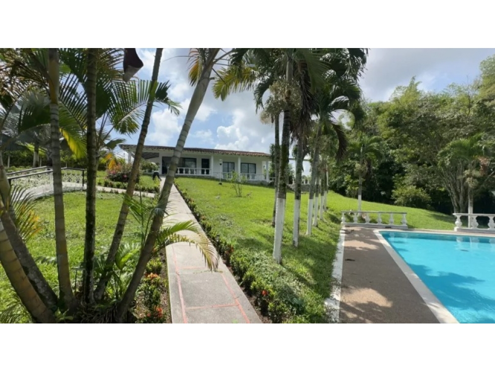 Casa campestre en condominio para la venta en Cerritos,Pereira!!!