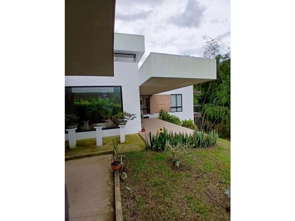Casa campestre independiente para la venta en Combia, Pereira!!!