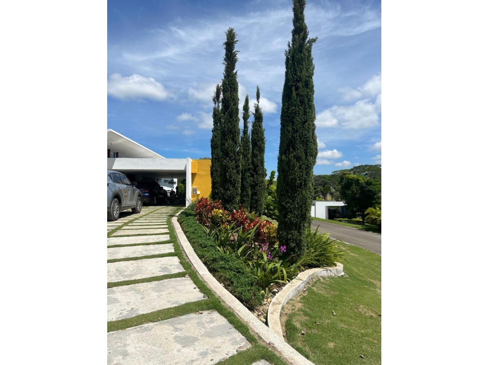 Casa campestre en condominio para la venta en Cerritos, Pereira!!!