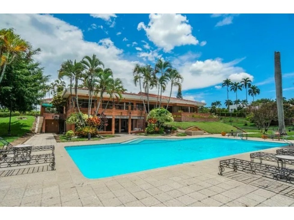 Casa campestre en parcelación para la venta en Cerritos, Pereira!!