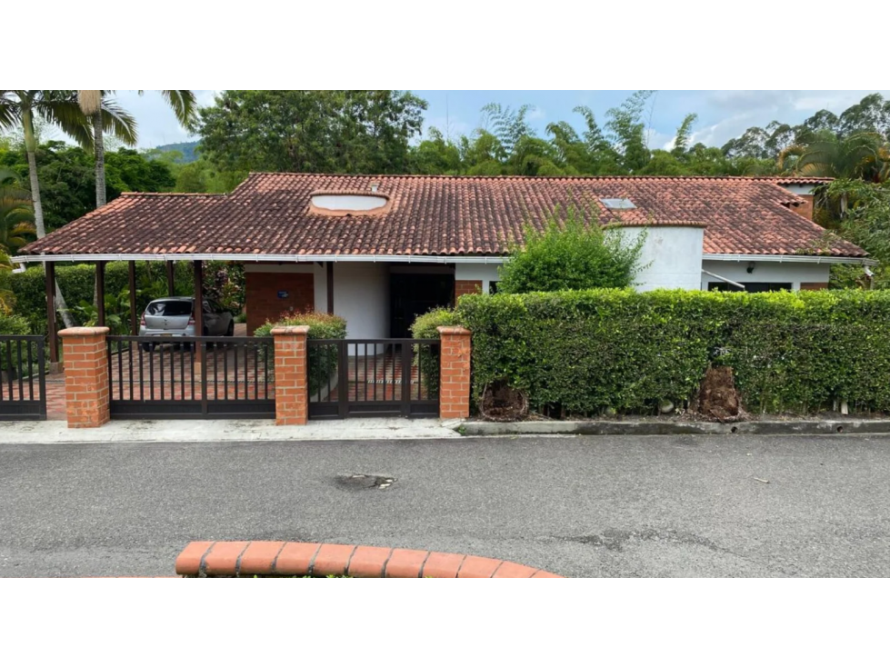 Casa campestre en condominio para la venta en Combia, Pereira!!!