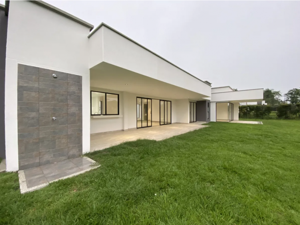 Casa campestre en condominio para la venta en Cerritos, Pereira!!!