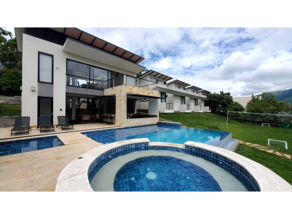 VENTA DE FINCA EN PALMIRA VALLE( LAGOS DE MARACAIBO) ML 7119329
