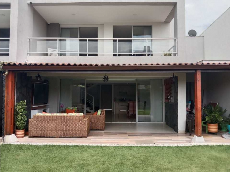 VENTA DE CASA EN LAS MERCEDES CASA TERRA JAMUNDI ML6686198