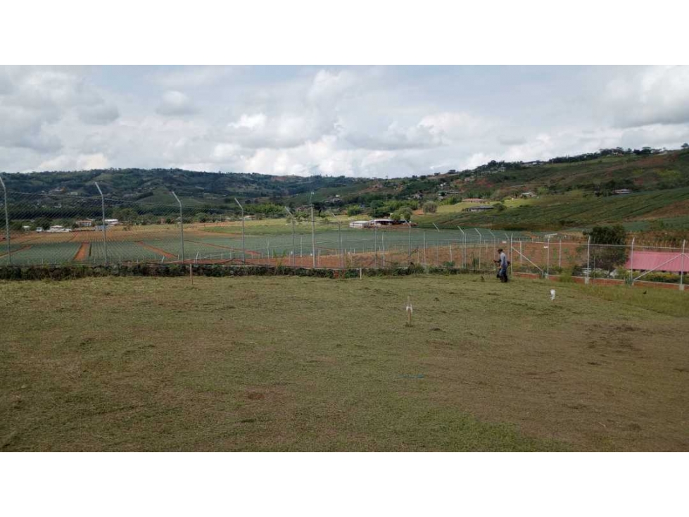 VENDO EXCELENTE LOTE EN LA CUMBRE 7211769 - 4