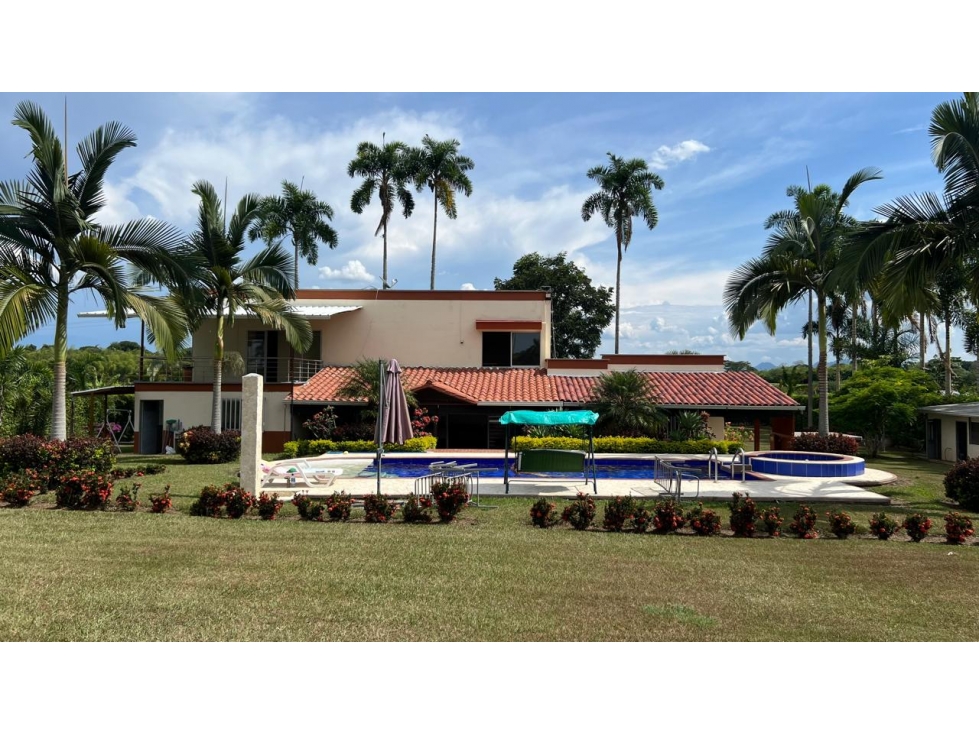 Casa campestre en condominio para la venta en Cerritos ,Pereira!!!