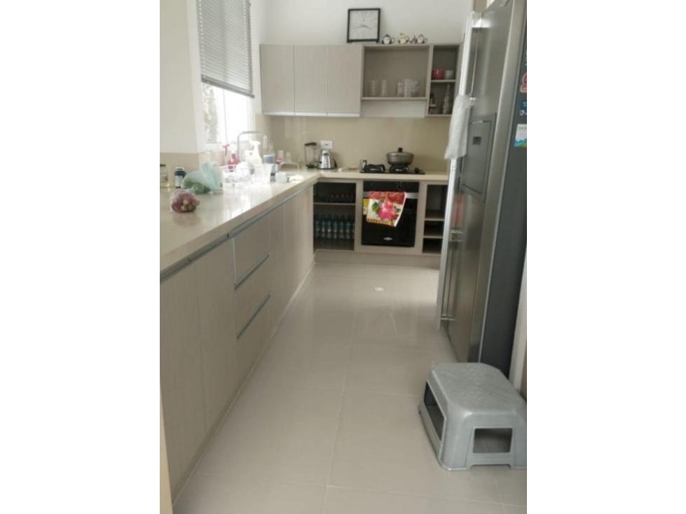 VENDO CASA EN AZUCENAS DEL CASTILLO, JAMUNDI C-S — foto 4