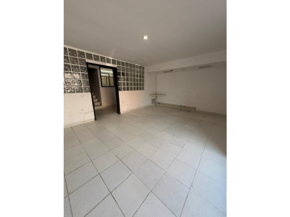 ALQUILER DE BODEGA EN VIA 40 EL PRADO - BARRANQUILLA F — foto 3