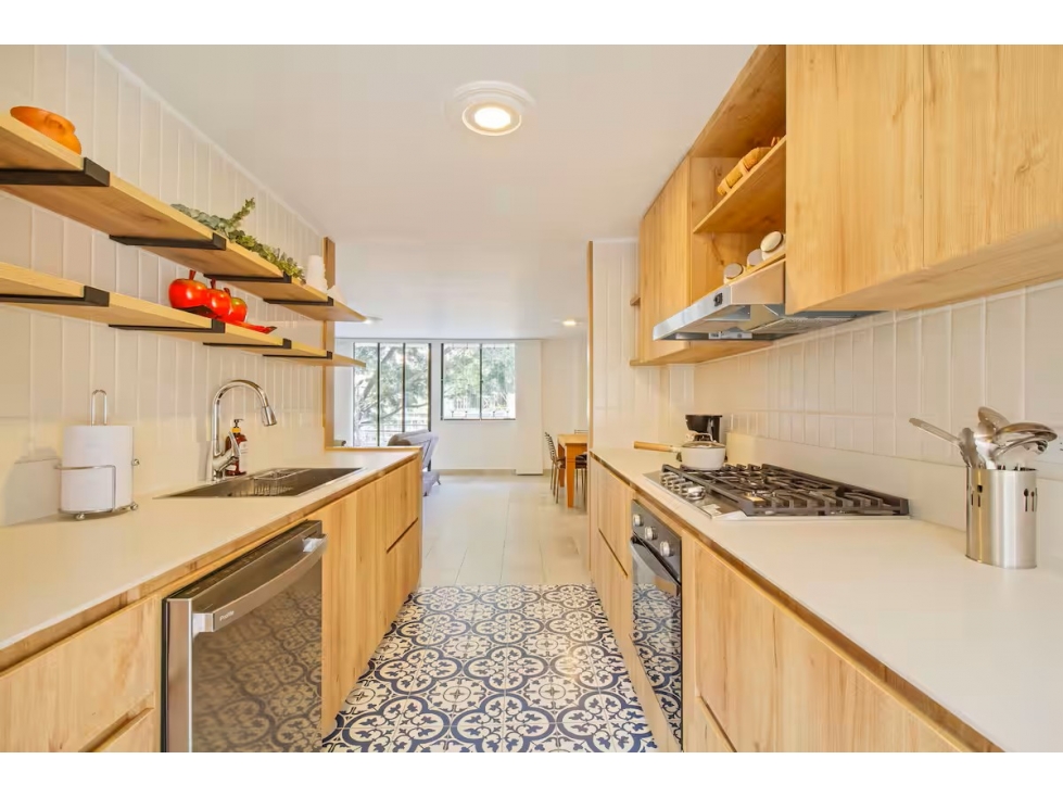 APARTAMENTO ESPACIOSO Y REMODELADO EN VENTA EN EL ESTADIO — foto 6
