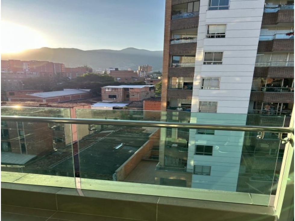 Apartamento En Venta En Laureles