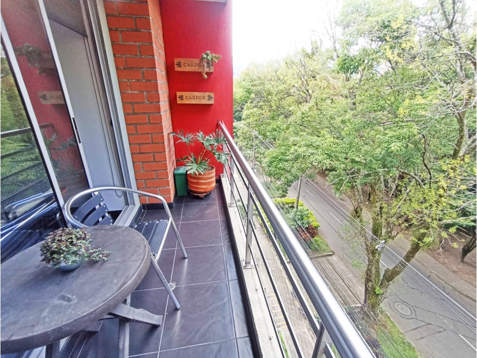 APARTAMENTO PENTHOUSE EN VENTA EN LA FLORESTA PISO 5 POR ESCALAS — foto 2