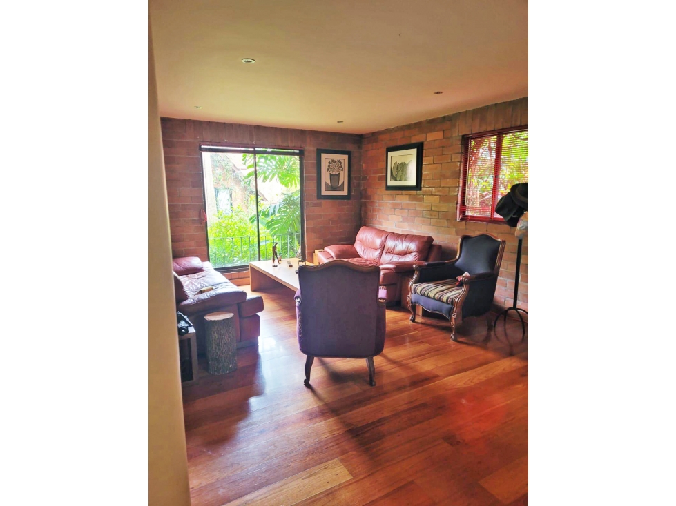 CASA EN VENTA EN UNIDAD EN ENVIGADO LOMA DE LAS BRUJAS — foto 2