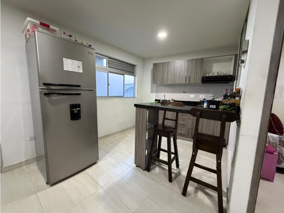 APARTAMENTO EN VENTA EN ITAGÜÍ CERCA DEL ÉXITO, PISO 4 POR ESCALAS — foto 3