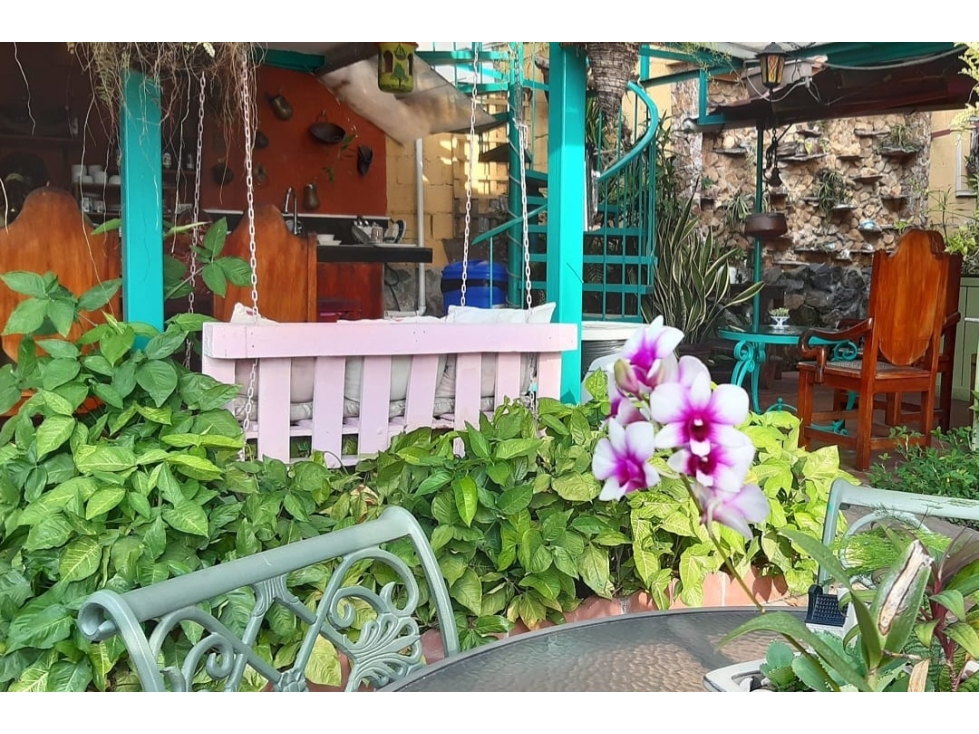 Venta de Terreno con negocio en funcionamiento en Bella Vista - 1
