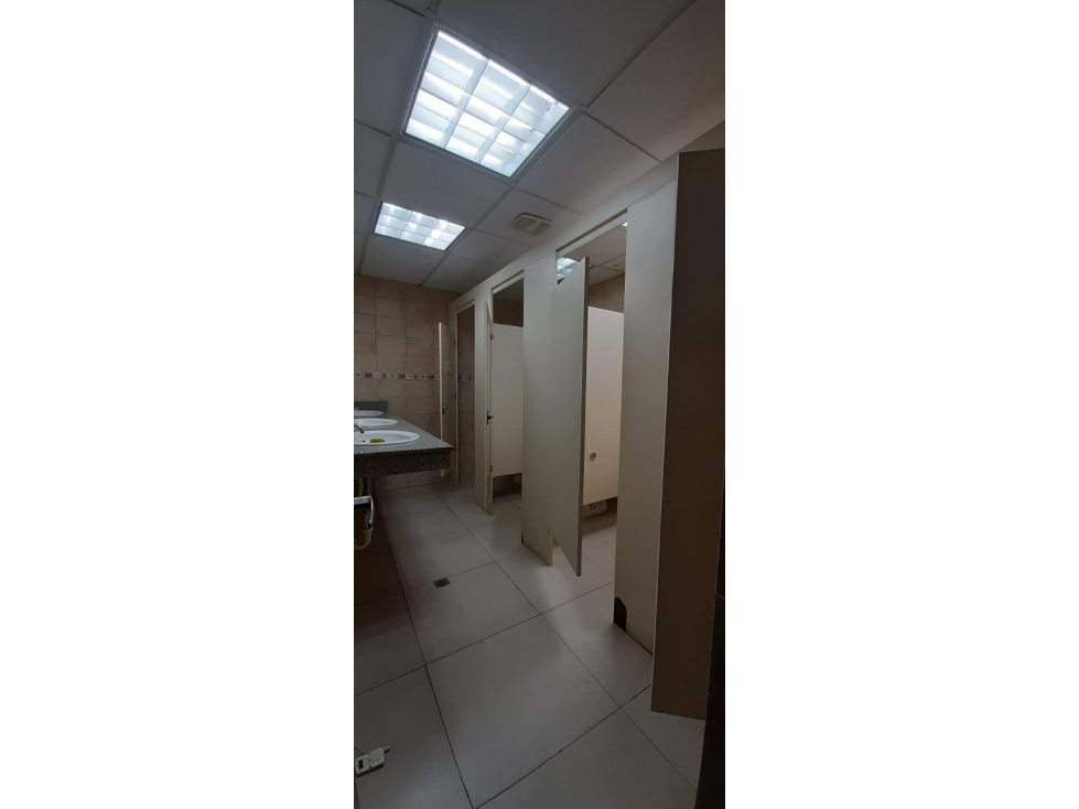 Local comercial en alquiler, El Cangrejo — foto 2