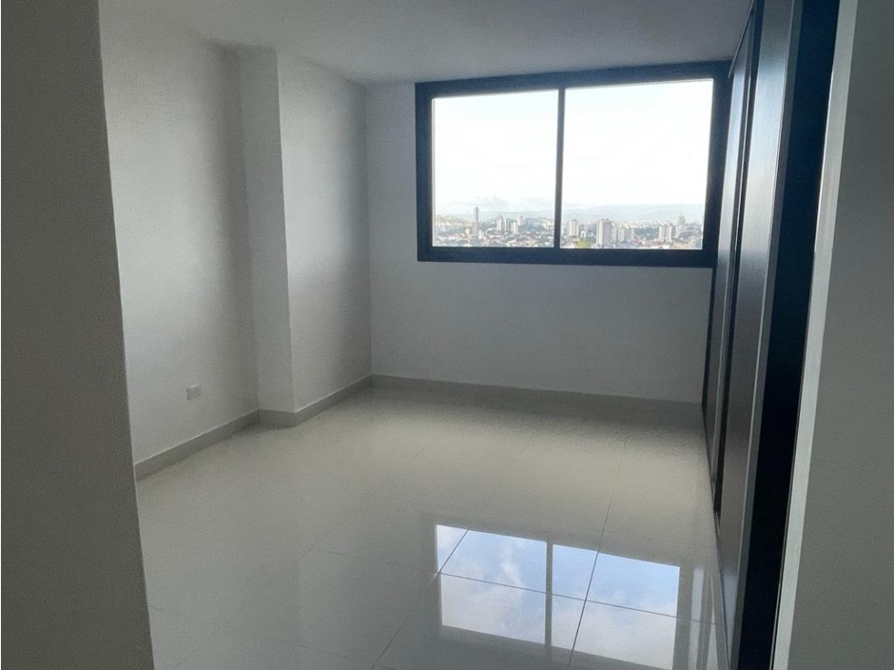 Alquiler de apartamento con línea blanca en El Cangrejo — foto 3