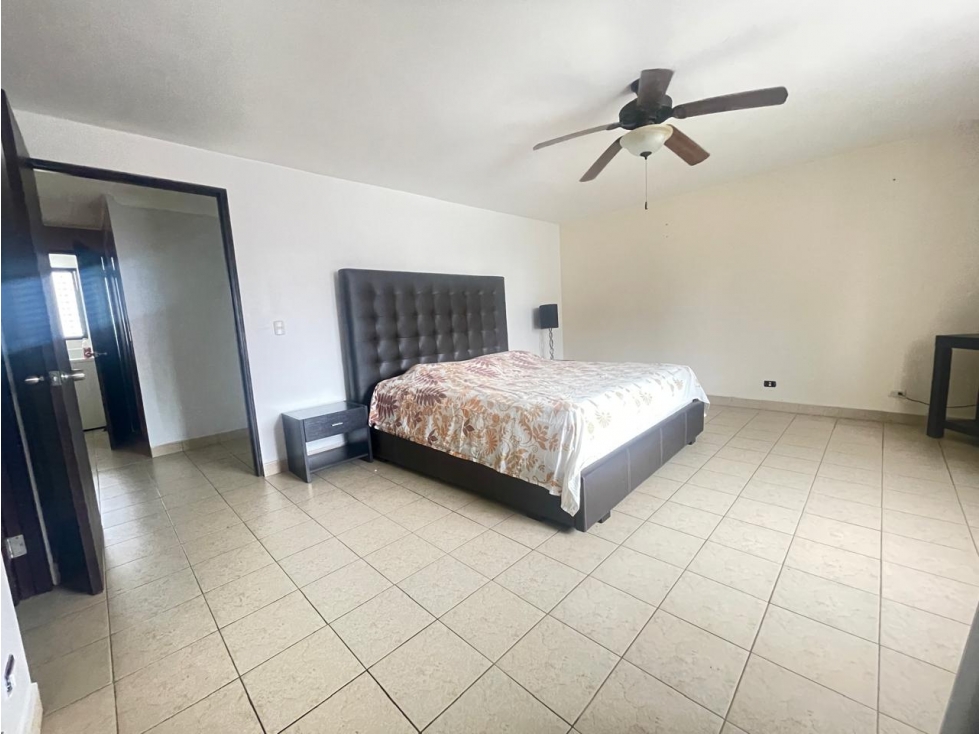 Venta de apartamento en Calle 50 — foto 4