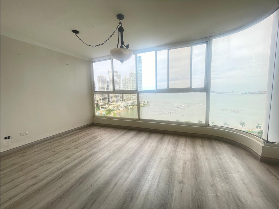 Venta de apartamento en Avenida Balboa — foto 5