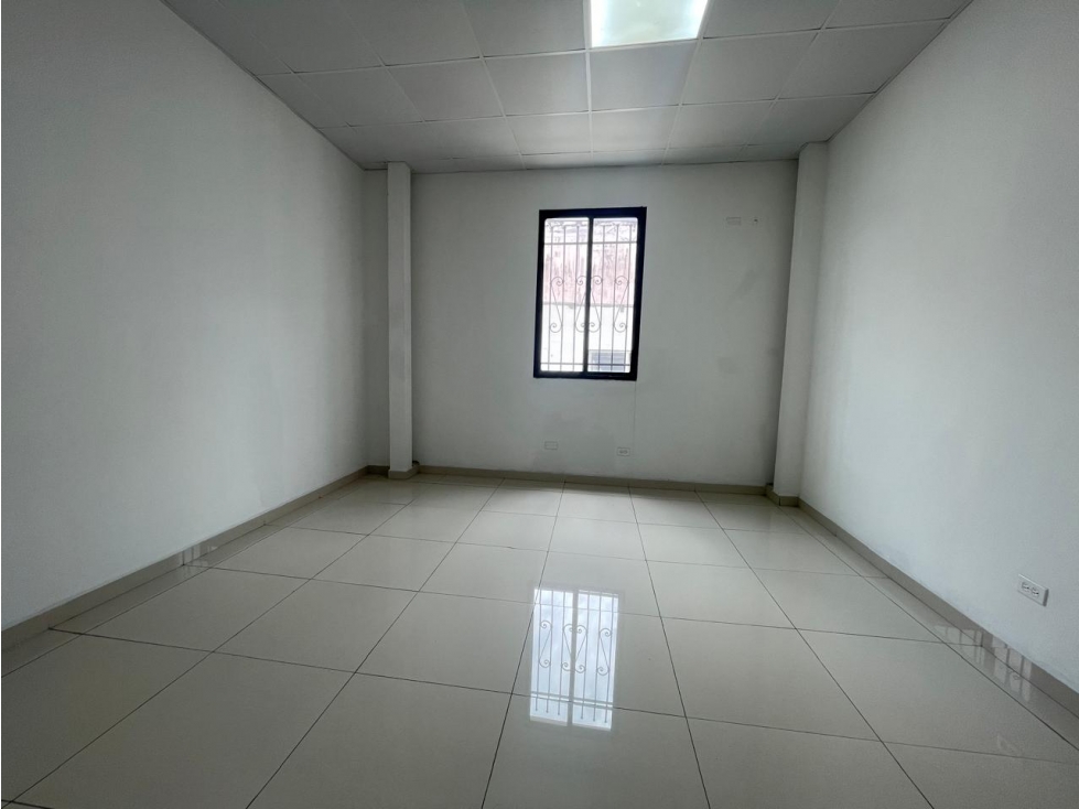 Venta de Plaza Comercial en Ernesto T. Lefevre — foto 2