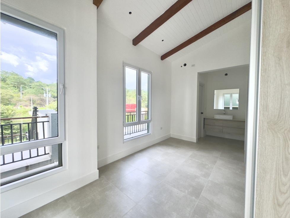 Venta de Apartamento en Playa Venao - 1