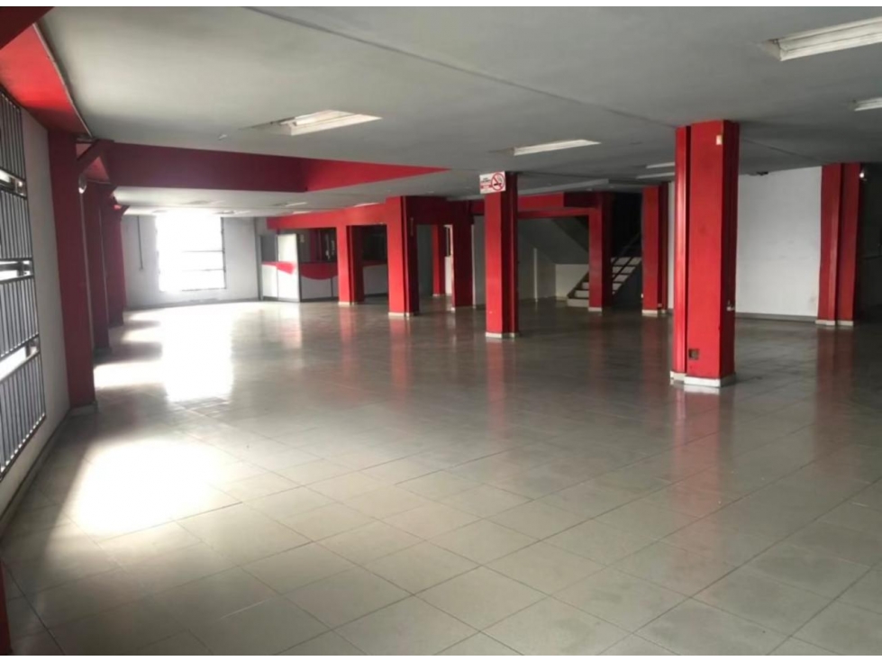 Alquiler de Edificio comercial en Calidonia - 2