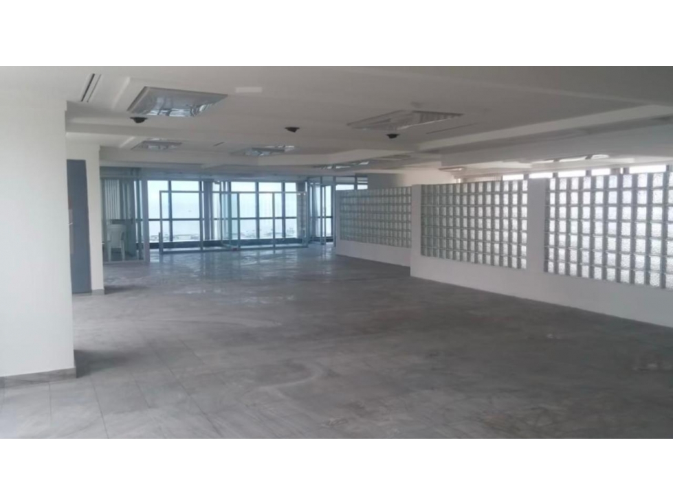 Alquiler de Oficina en Avenida Balboa, con vista al mar — foto 6