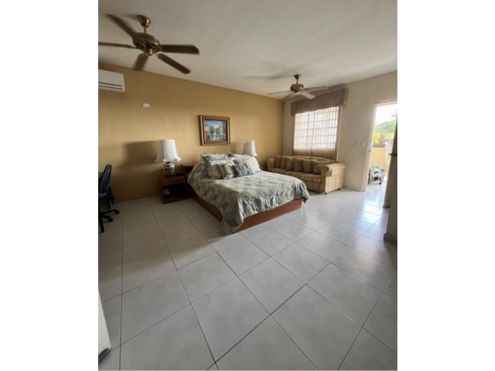 Venta de Residencia en El Doral — foto 4