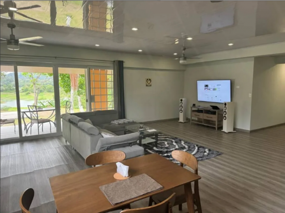 Venta de Residencia en Colón - 2
