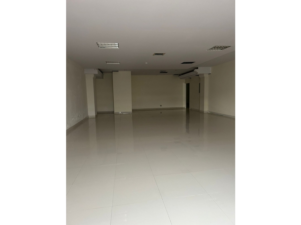 Se Alquila Local Comercial El Dorado