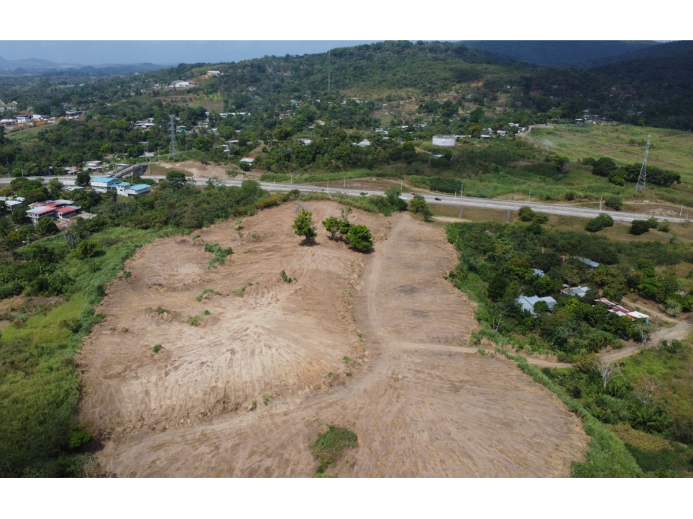 Se Vende Terreno Estratégico, Corredor Norte Ideal para Inversión - 4