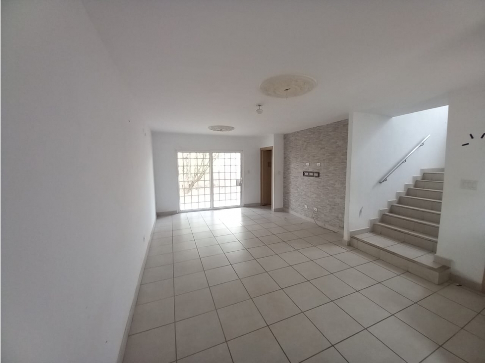 Venta de Casa, Paseo del Norte PH Victoria Brisas del Golf — foto 2