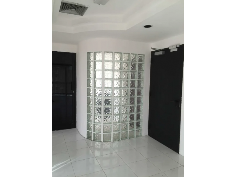 Alquiler de Oficina Avenida Balboa — foto 2