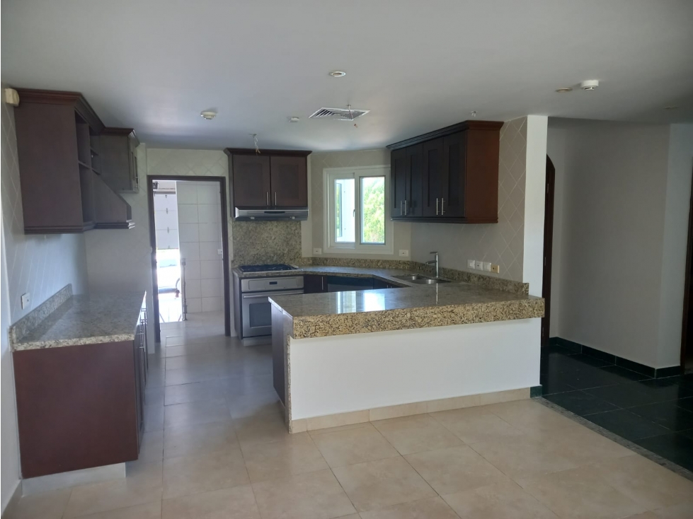 Venta de Casa en PH Tucan Country Club, Cocolí, Panamá — foto 2