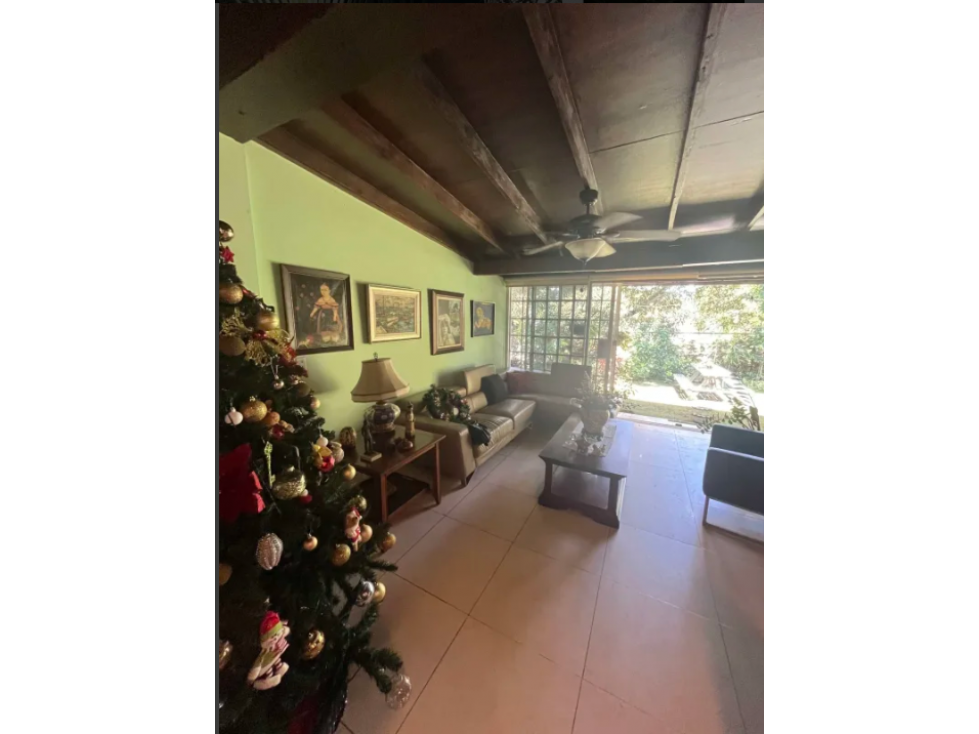Venta de Residencia Llanos de Curundú