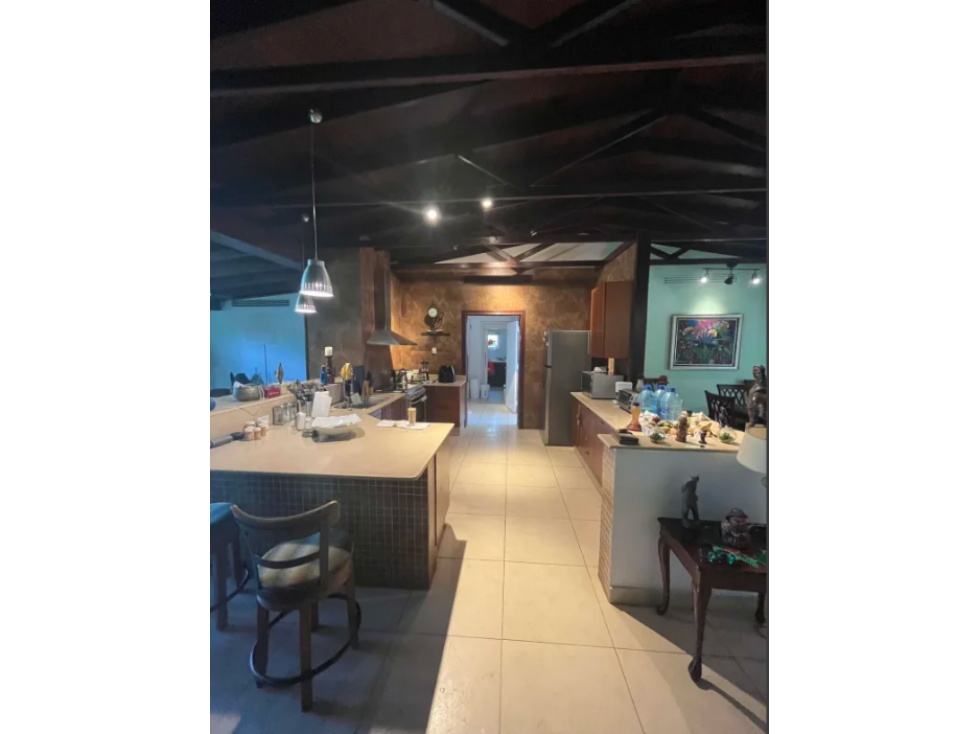 Venta de Residencia Llanos de Curundú — foto 4