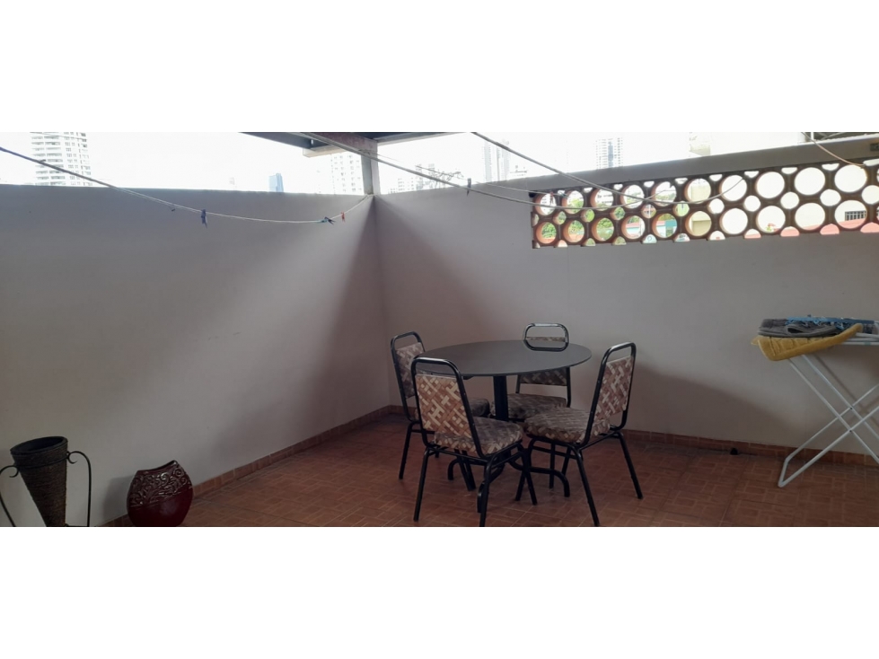 Venta de residencia en El Carmen - 2