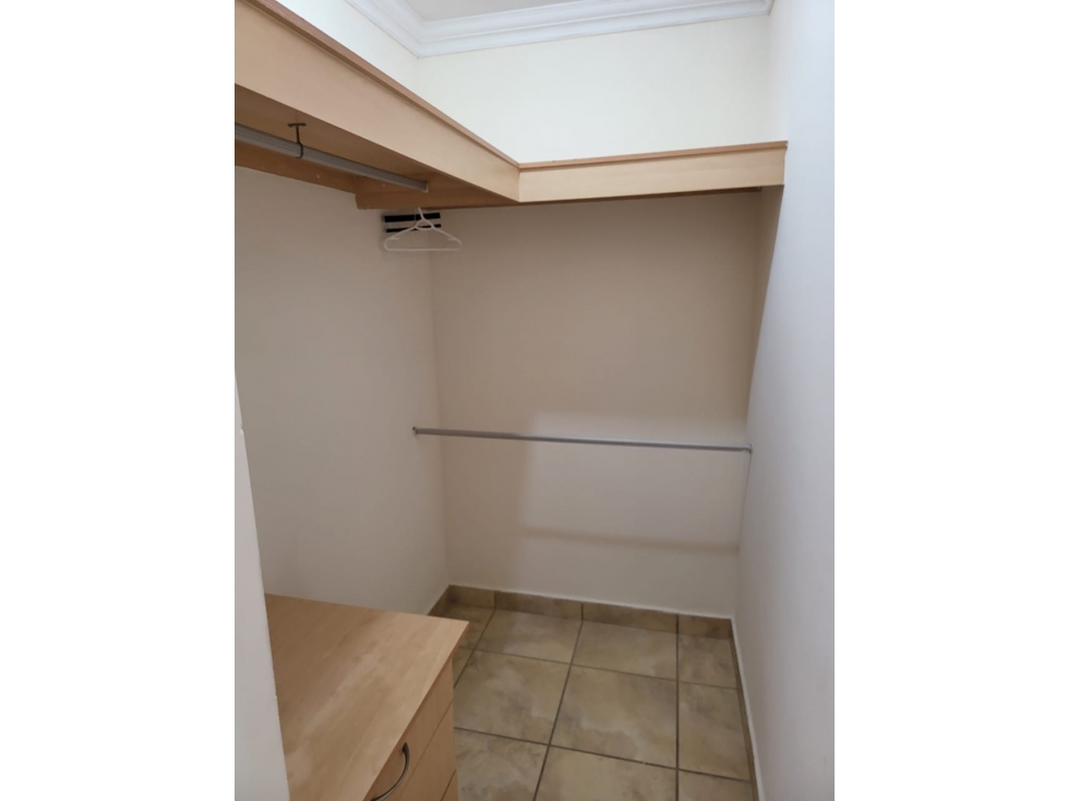 Alquiler de Residencia Amoblada en Paseo Del Norte