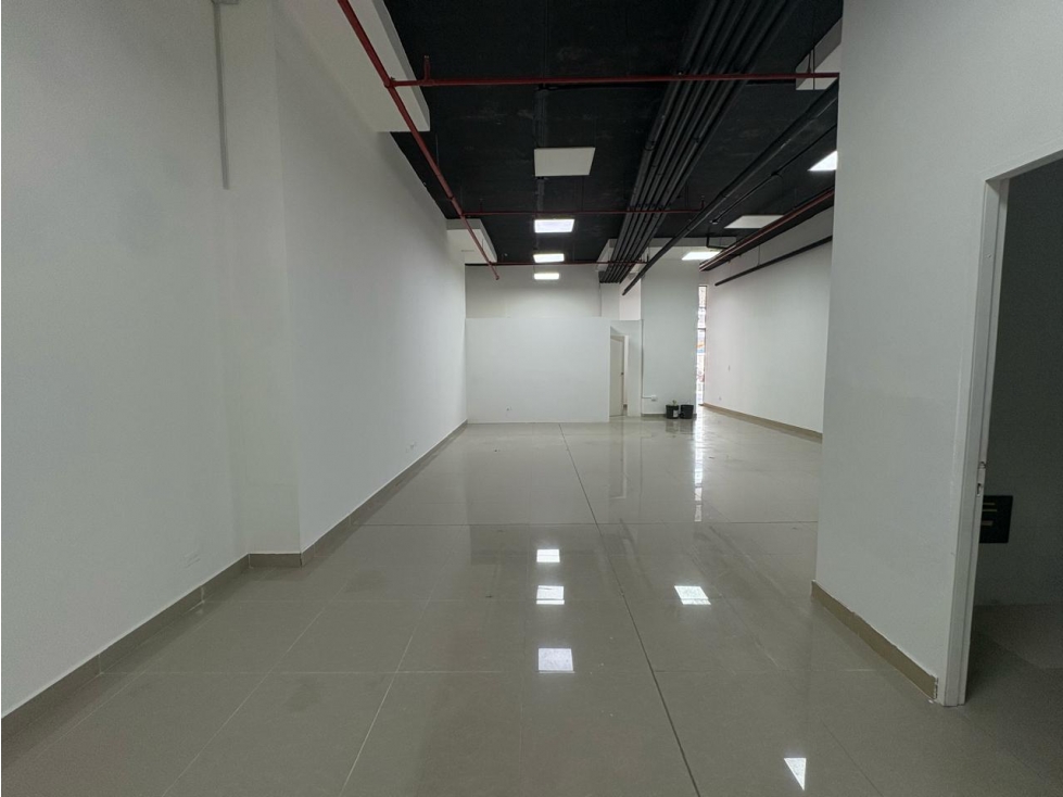 Alquiler de local comercial en Vía Porras