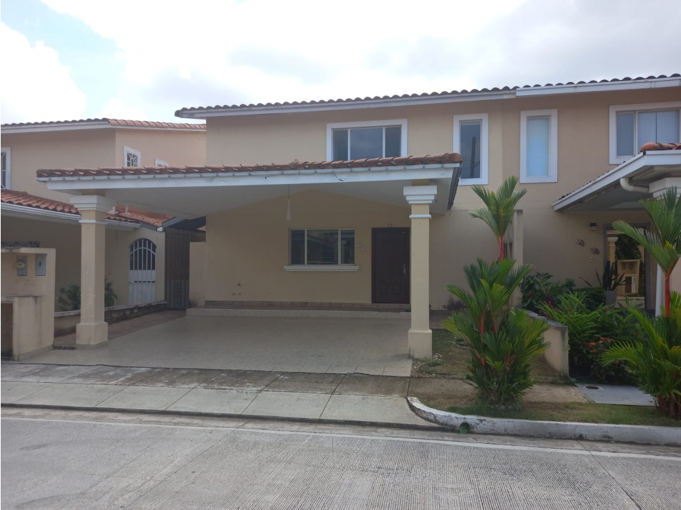 Venta de Casa en Villas del Golf , Villa Lucre - 2
