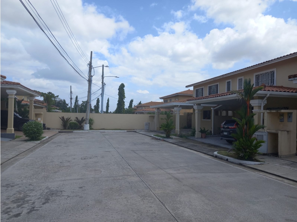 Venta de Casa en Villas del Golf , Villa Lucre - 3