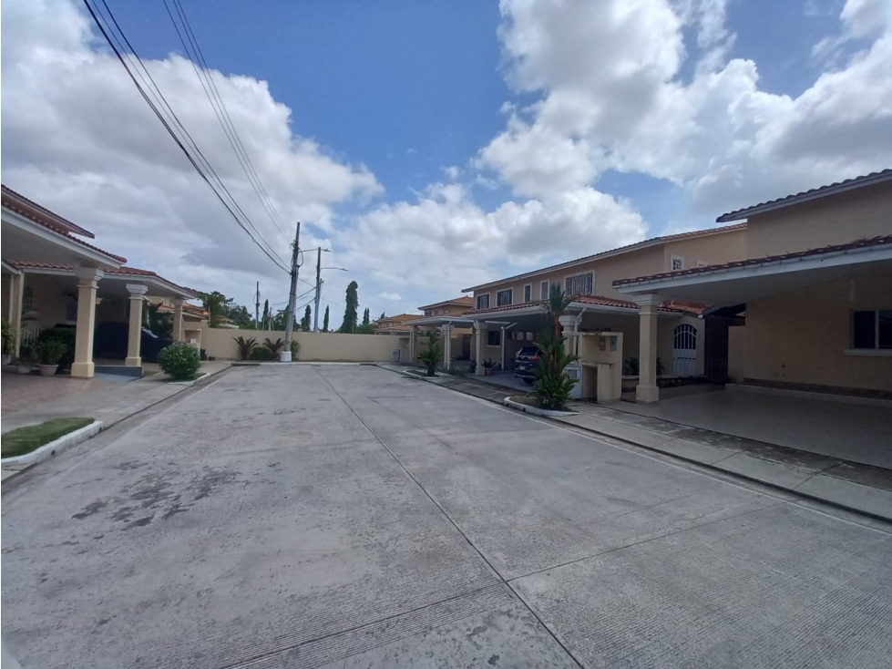 Venta de Casa en Villas del Golf , Villa Lucre - 4